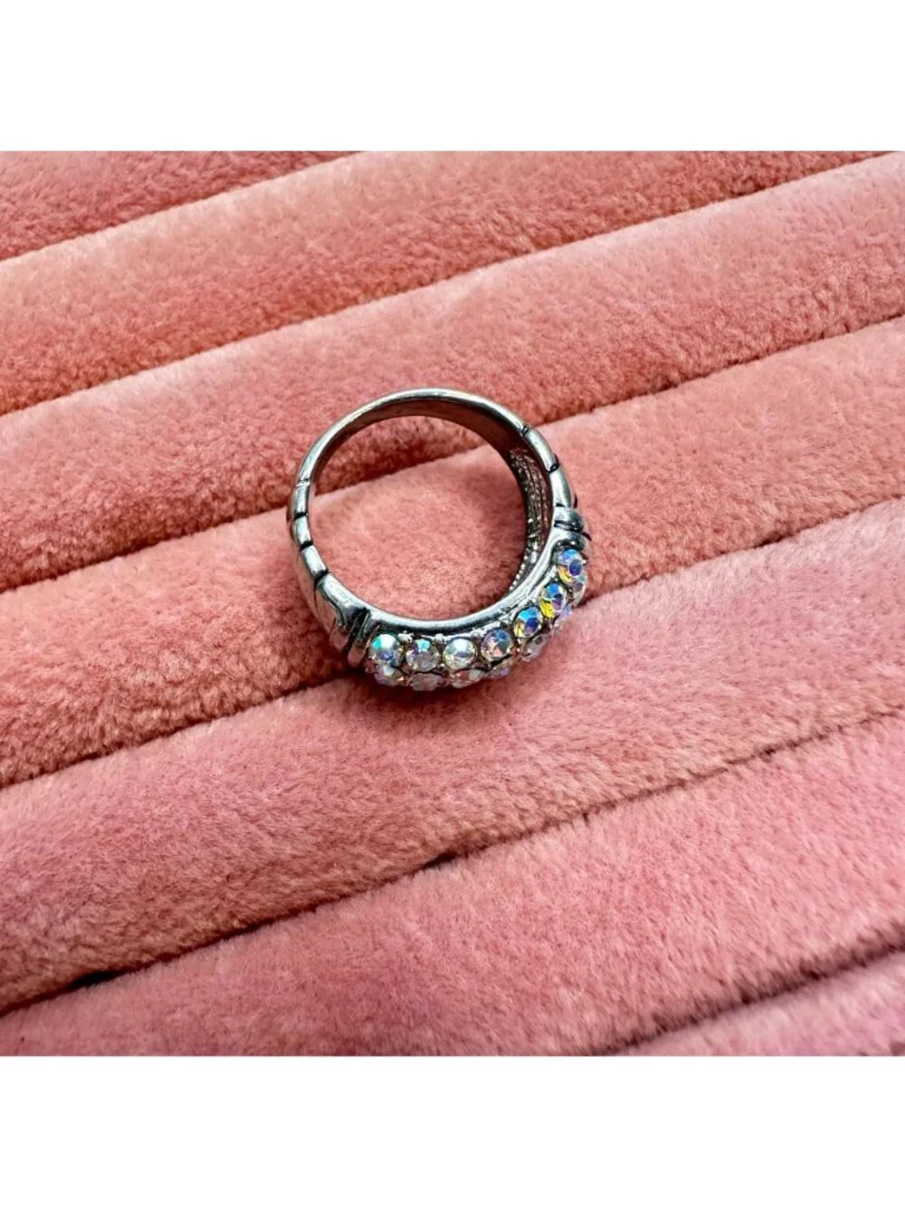 Aurora Borealis Dome Ring With Iridescent Crystals Size 7 Silver-Tone Band - Picture 4 of 12